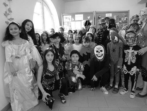 Všechny děti se zapojily do výukového programu Těšíme se do školy, kde přiřazovaly předměty podle zvuku, doplňovaly tvary, zazpívaly si písničky a zahrály pexeso.