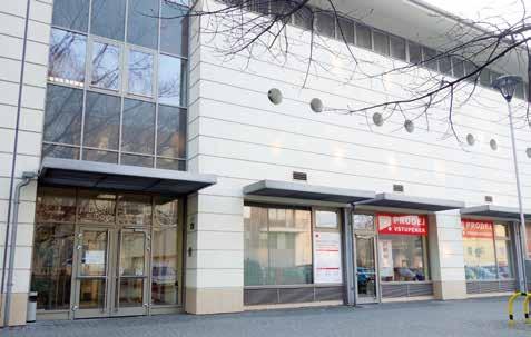 Dílny truhlářská, zámečnická, čalounická, malířsko-kašérská, zbrojířsko-šperkařská, krejčovny a dílna modistky jsou vybaveny dostupnou technologií, vycházející ze současných požadavků.