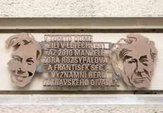 Od roku 2011 zde po vzájemné domluvě pořádáme odborné besedy a přednášky, které následně nahrává Český rozhlas pro pořad Akademie. V poslední době věnujeme pozornost operám 20.