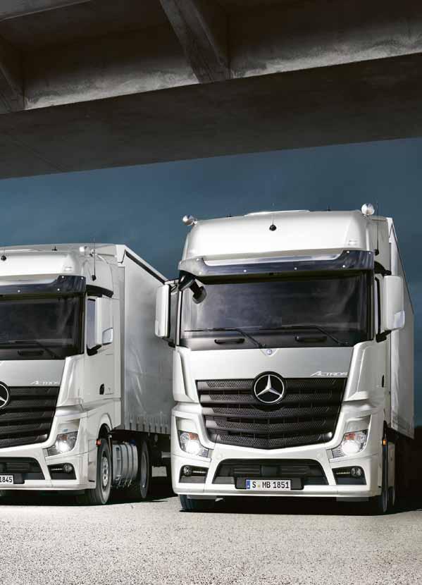 Mercedes-Benz v dálkové dopravě. Mercedes-Benz v dálkové dopravě. Kdo chce jet vpřed, potřebuje vozidla s perfektní výkonností nejen na silnici, nýbrž i v účetnictví.