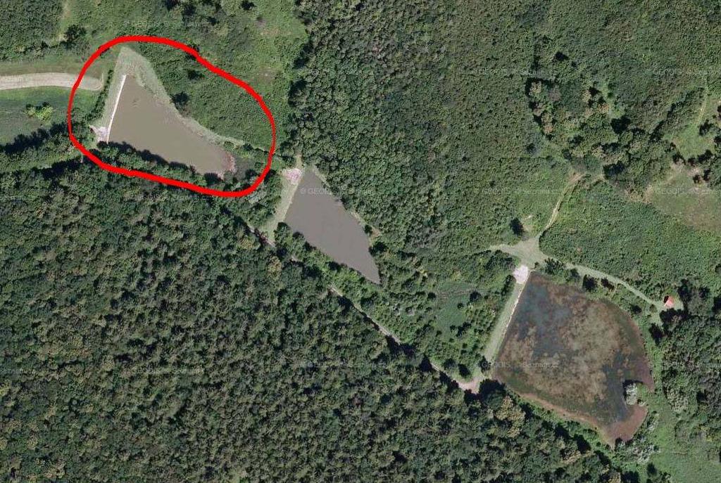 4.5 BEZEDNÍK III KOBEŘICE Nádrž je svým charakterem průtočná, vybudovaná k účelům retence a akumulace vod s významem pro estetiku okolní krajiny. Z pohledu VD-TBD a.s., je dílo zařazeno do kategorie IV.