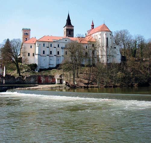 Významné problémy nakládání s vodami V dílčím povodí Sázavy po Vltavu byly nejčastěji zaznamenány tyto vodohospodářské problémy: znečištění povrchových a podzemních vod z významných plošných zdrojů,
