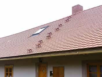30) Hák bezpečnostní pro vláknocementové krytiny, plastové krytiny, břidlici, plech a šindel pozink KS9001-0370 ks 365,00