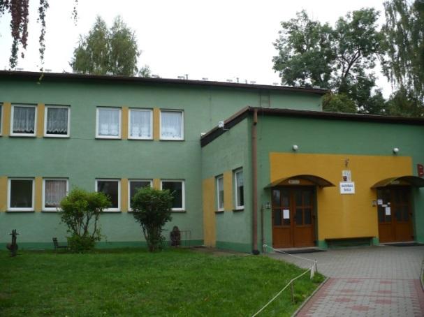 OBRÁZEK ČÍSLO 27: POHLED NA MŠ ZEYEROVA Další 2 mateřské školky jsou stavebně součástí základních škol. Jedná se o MŠ L. Kuby a MŠ TGM.