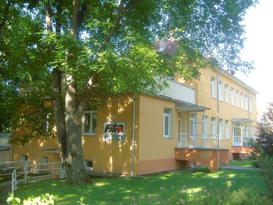 OBRÁZEK ČÍSLO 58: POHLED NA AZYLOVÝ DŮM ŽEROTÍNOVA Azylový dům Filia, Nerudova 809/7 Filia poskytuje sociální služby azylového domu určené matkám s dětmi a těhotným ženám a domu na půl cesty určené