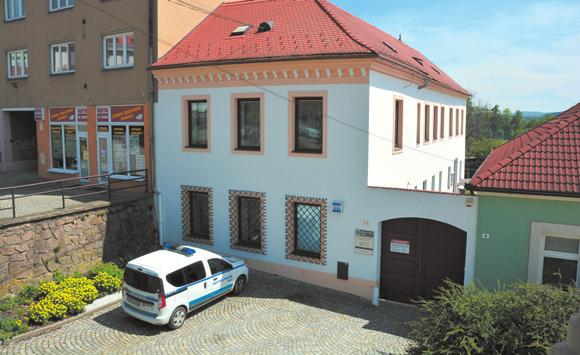 budova: nám.