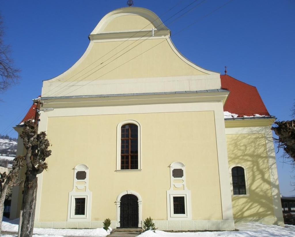 Roberti, ktoré dalo postaviť kazateľnicu a oltár.