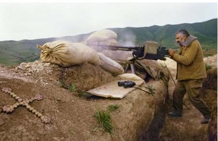 Náhorní Karabach 1992 1994 válka mezi Arménií a Ázerbajdţánem Ovládán Arménií