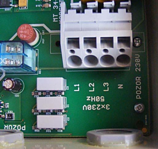 potřebu konektor RS 422 / 485 konektor sběrnice M-BUS napájecí konektor +5V/3A pro minipc