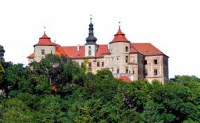 CESTOVÁNÍ PO ČR 27 Hněvín Most Komořany Počerady sem dovedlo poválečné rozdělení Evropy.