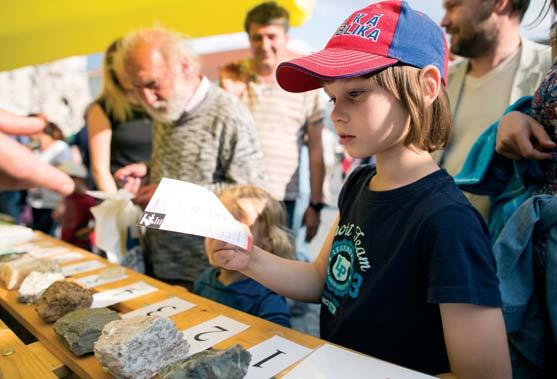 Moravské zemské muzeum_výroční zpráva 2015 Zahraniční cesty Španělsko-Portugalsko 15. 9. 1. 10. 2017, problematika hydrotermálních a rudních mineralizací (historická těžba) v tamních Variscidách.