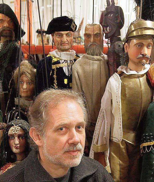Oddělení dějin divadla Vědecko-výzkumná činnost (viz plnění VO) Úkoly pracoviště: PhDr.