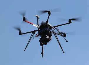 Kritéria využití UAV pro identifikaci drenážních systémů Pro větší plochy (více jak jeden pozemek): Bezpilotní letoun - Podpora plánování mapovacích letů v terénu - Podpora manuálního letu letounu