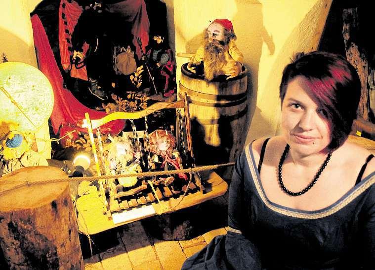 2 12. května 2017 Domažlicko a Klatovsko Zámeckému sklepení vládne chudenický drak irusalka Významná památka Klatovska se vletošním roce zaměřila zejména na rodiny sdětmi. Chystá výstavu panenek.