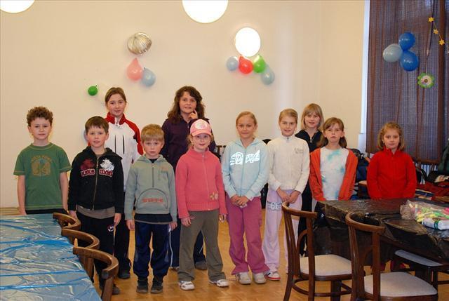 VÝMĚNNÝ FOND Dne 21. 12. 2009 jsme zajistili a z Kuřimi dovezli výměnný fond, ve kterém bylo 300 ks knížek v celkové ceně 61,966,-Kč.