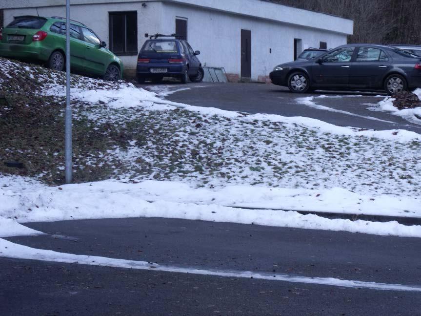 na obrázku nahoře bylo také vyloučeno a realizátoři se