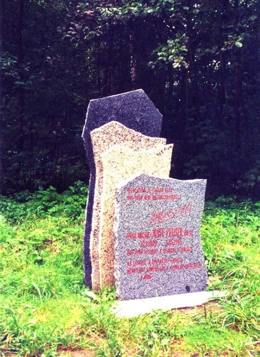 Panoše Pomník