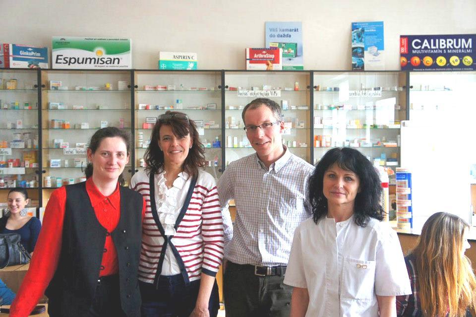 Ondrejovou prezentoval študentom 3. ročníka študijného odboru farmaceutický laborant ciele a zámery projektu. Otváracie stretnutie so žiakmi 3.