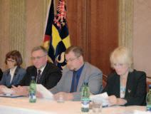 As to local government, the Assembly is regarded as the main governing body. Zastupitelstvu je mj.