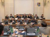 Pavel Stonawský Mgr. Jaroslav Střelák 8 Rada Olomouckého kraje Olomouc Regional Council Zákonné vymezení obr./fig.