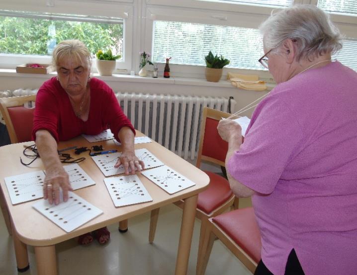 přítelkyně z