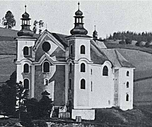 Neratov / výročí 11 ( Takhle vypadal kostel v Neratově ještě před válkou ( I tehdy měl interiér kostela své kouzlo Zázrak na samé hranici s Polskem 25 let existence Sdružení Neratov Jen Bůh ví, co by