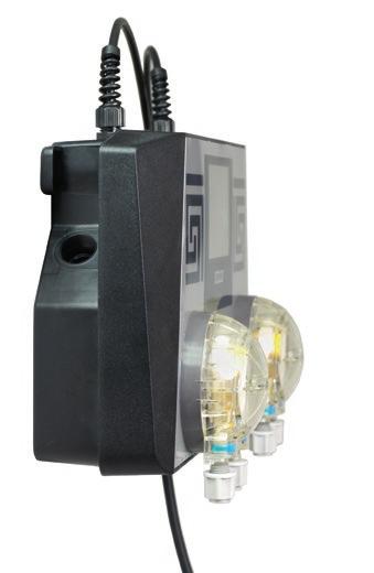 vody Lan konektor (verze NET) Napájení 230 V/50 Hz Externí dotykový