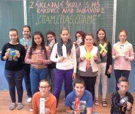 .. do balíčka sme okrem záložiek pridali aj ručne vyrobené svietniky, škatuľky a jesenné