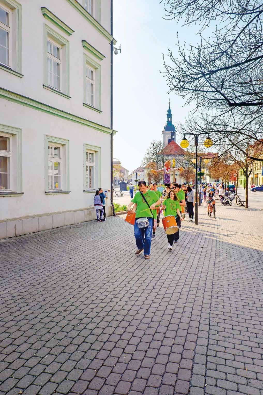 VĚSTNÍK MĚSTA A MĚSTSKÉHO