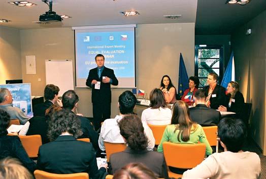 6 květen 2008 7 NTS F Integrace na trhu práce pro cizince Národní tématické síti F byl věnován prostor druhý den konference.