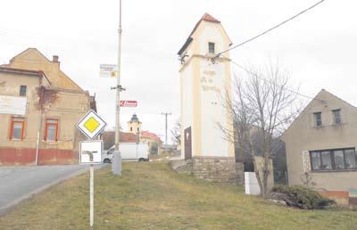 Světu by měly vládnout ženy T oto mne napadá, když sleduji slovní (zatím) přestřelky dvou mocných a bezcitných mužů planety Putina a Trampa.