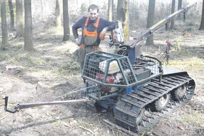 Děkují dcera Zdeňka s manželem, vnučka Klára a sourozenci. Čas plyne, vzpomínky zůstávají. Dne 13. dubna by se dožil 80 let pan JIŘÍ FOLTÝN ze Záluží. Kdo jste ho znali, vzpomeňte s námi.