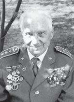 PERSONÁLIE PERSONALIE Plukovník ve výslužbě RNDr. Anton Droppa, CSc. veterán druhé světové války, letec, geograf a speleolog 170 * 30. června 1920 Narodil se 30.