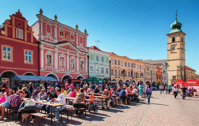 LITOMYŠL GURMÁNSKÁ Šesté gastroslavnosti na téma Knedlíky a šmorny Sezónní menu Litomyšlské hotely a restaurace nabízejí během roku nejen pokrmy dle receptů M. D. Rettigové, ale také sezónní menu.