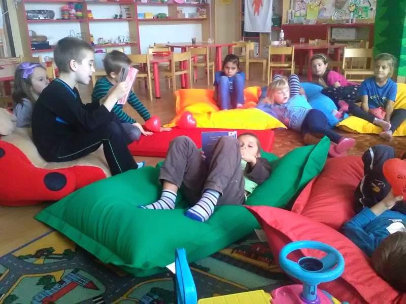 ODVEDENÁ PRÁCE A DOSAŽENÉ VÝSLEDKY ZA VYKAZOVANÉ OBDOBÍ Dětský klub Beruška a doprovody ze školy, do školy a na kroužky: obě služby využilo 30 rodin (32 dětí) pro dětský klub jsme zrealizovali celkem