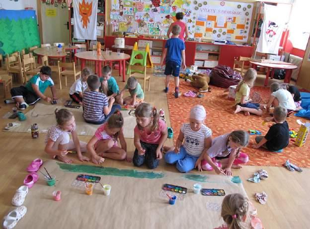 Naše vize a přístup Vize RC Beruška směřuje k vybudování živého a otevřeného centra pro vícegenerační rodiny s dětmi od 0 do 12 let, které nabízí dětem i dospělým možnost vzdělávání, zábavy,