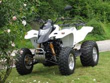 70 cm3 Moč motorja : 4,2 KM Moč motorja KIT 70 : 6,4 KM Pogon : Veriga Menjalnik : Avtomatski + Vzvratna