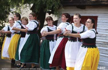 O folklórním souboru Kamýček z Kamýku nad Vltavou Folklorní soubor oslavil v loňském roce 20 let trvání. Tenkrát jsme začínali jako taneční kroužek.