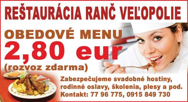 K vzácnemu životnému jubileu jej prišiel zablahoželať aj starosta Dlhého nad Cirochou Ján Kníž spolu s členkami folklórnej speváckej skupiny Kudzeľ.