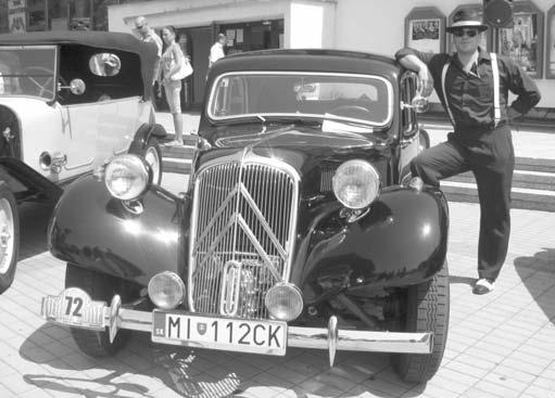 KRADLI V ŠOPE Sninskí policajti obvinili z prečinu krádeže 18-ročného Sninčana a 14- ročného chlapca z obce Palota. Obvinená dvojica mala v noci z 29. na 30.