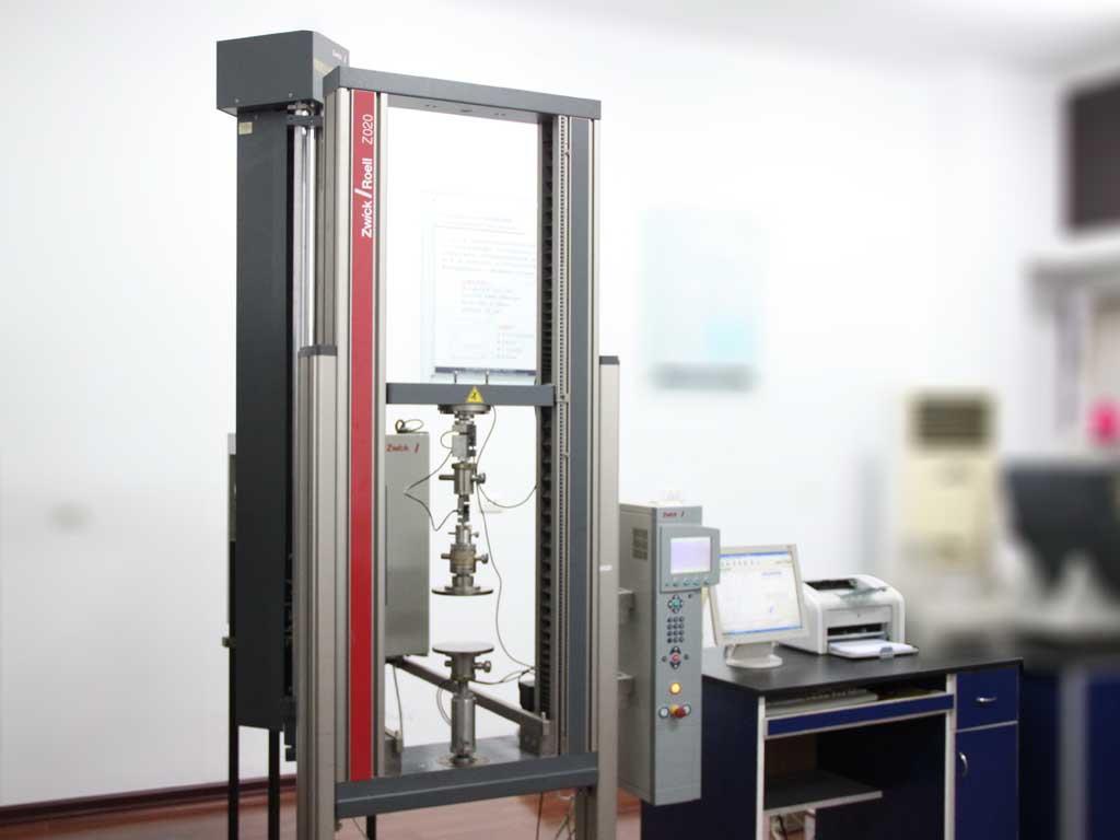 MATERIÁL A METODY 4.3 4.3 Materiálové testování O vhodnosti daného materiálu a struktury při praktickém využití rozhodují mechanické vlastnosti.