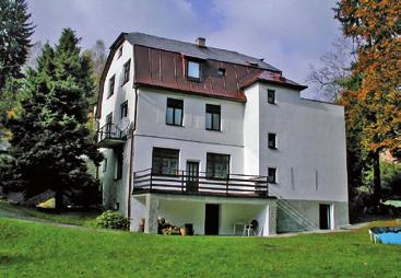 000,- 604 269 785 Nové Prodej PL10963JT UP 714 m² Třída G ENB: 225 kwh/m² Třída D, plocha