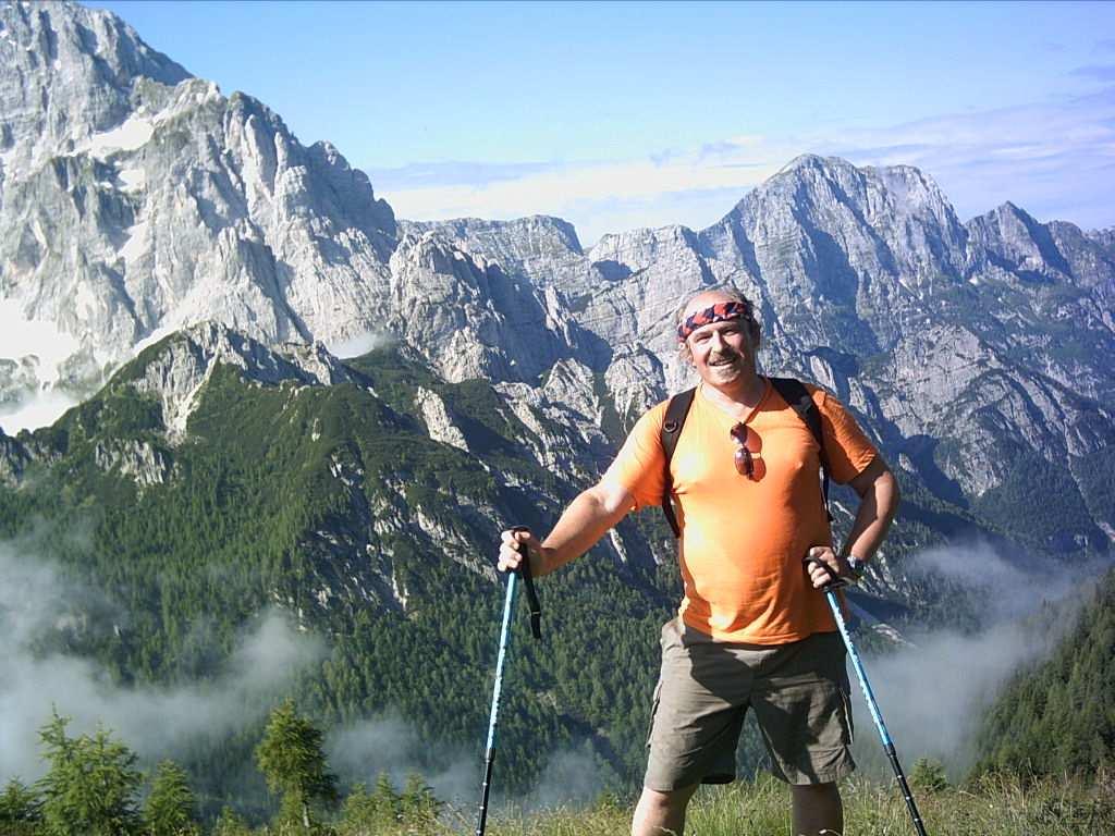 TÉMA vědět, kde a jak budu spát, kdy a kde si něco málo ukuchtím, bude-li voda či nebude, a cíle výšlapů pouze vzdáleně tušit, to je nejen v mém věku dosti dobrodružné!