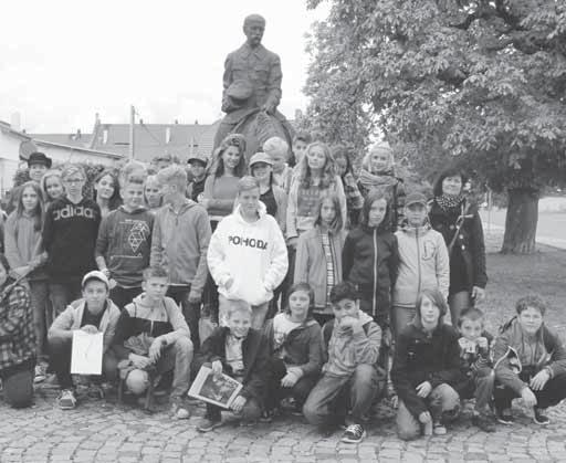 Ty sám nebo se svým týmem můžeš strávit sobotu extrémním štafetovým závodem, kombinující kajak, běh, paraglide a horské kolo. K tradičním kategoriím na EX a kategorie tým nově přibude kategorie HOBBY.