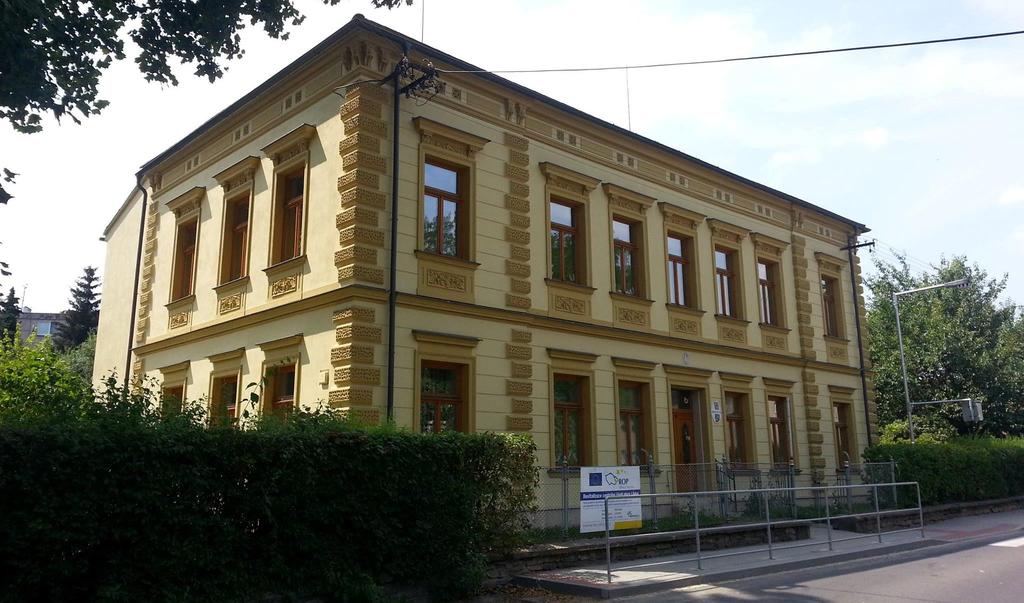 Další