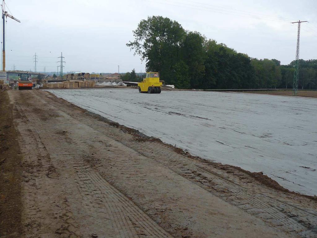 křižovatky byl použit popílkový stabilizát z elektrárny Opatovice Popílkový stabilizát byl tvořen