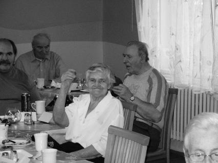 Oslavu Štědrého dne svým slovem zahájila vedoucí zařízení a místostarosta ÚMO Plzeň 3 pan Radislav Neubauer.