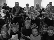 Čtyřlístek velmi živo. Naše domovy navštívilo téměř 40 malých čertíků.