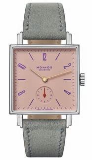 2 3 4 5 6 7 1. Lambda 39, ruční nátah, 18kt růžové zlato, rezerva chodu 84 hod., ukazatel rezervy chodu, safírové sklo, vodotěsnost 30 m, 39 mm, řemínek kůže, 384 000 Kč 2.