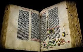 Z histórie Gutenbergova Biblia je prvou knihou vytlačenou na tlačiarni s pohyblivými komponentmi.